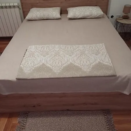 Apartment Bagrem Ledine